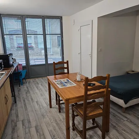 Studio Apartment Fains-Les-Sources