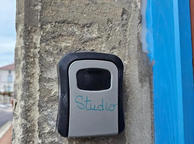 Apartament Studio Fains-Les-Sources